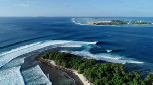 Maldives surf