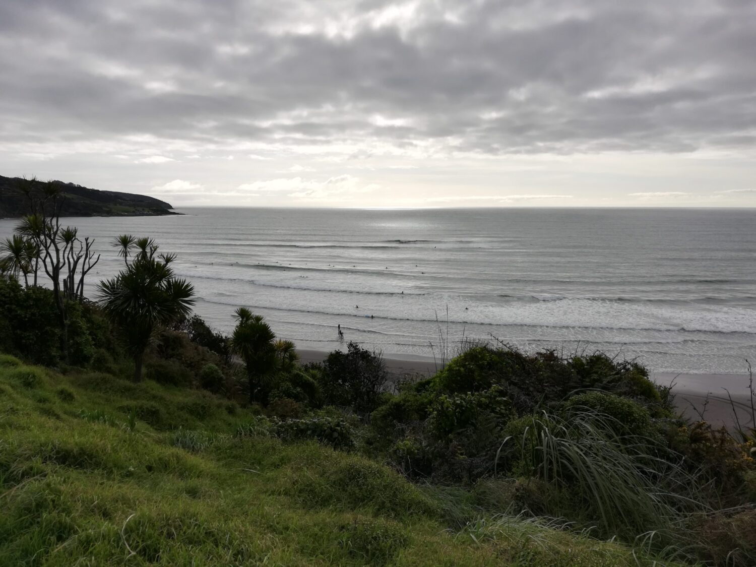Raglan surf Ngarunui beach