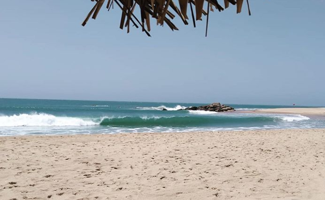 Arugam Bay surf