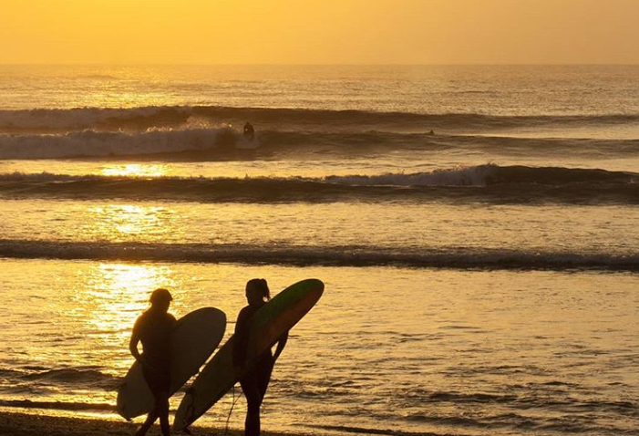 Huanchaco surf Peru