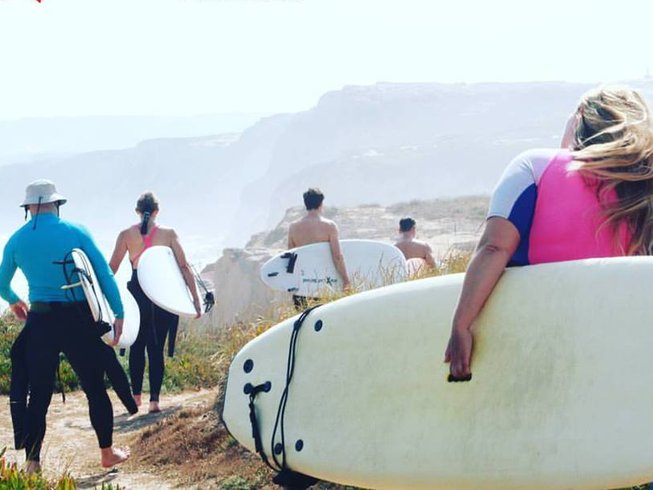surf camp Peniche Portugal